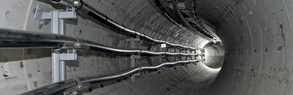 Singapore tunnel